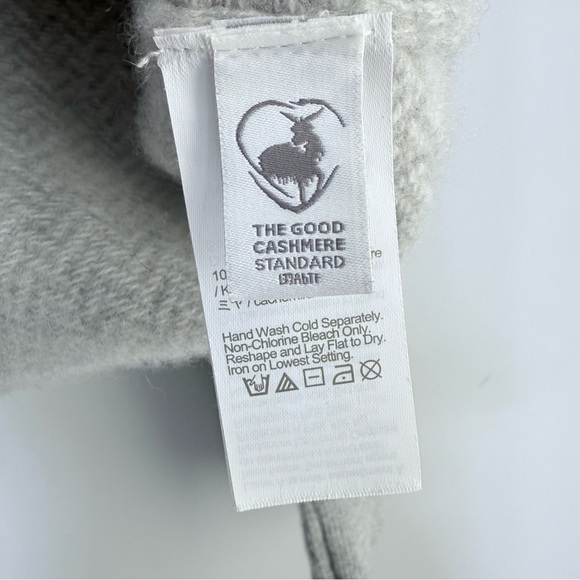 J Crew Cashmere Herringbone Jacquard Crewneck Sweater Men’s Size M Quiet Luxury - Picture 11 of 14